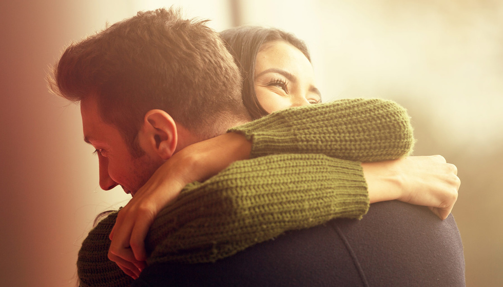 ¿Qué implica sentir atracción por otra persona estando en pareja?