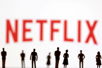Al comenzar a ver un contenido en Netflix, es frecuente que la resolución inicial sea de 720p o 1080p, incluso si el título está disponible en 4K. REUTERS/Dado Ruvic/Ilustración