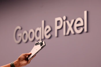 Android detecta sismos porque sus acelerómetros registran vibraciones compatibles con un temblor. REUTERS/Brendan McDermid