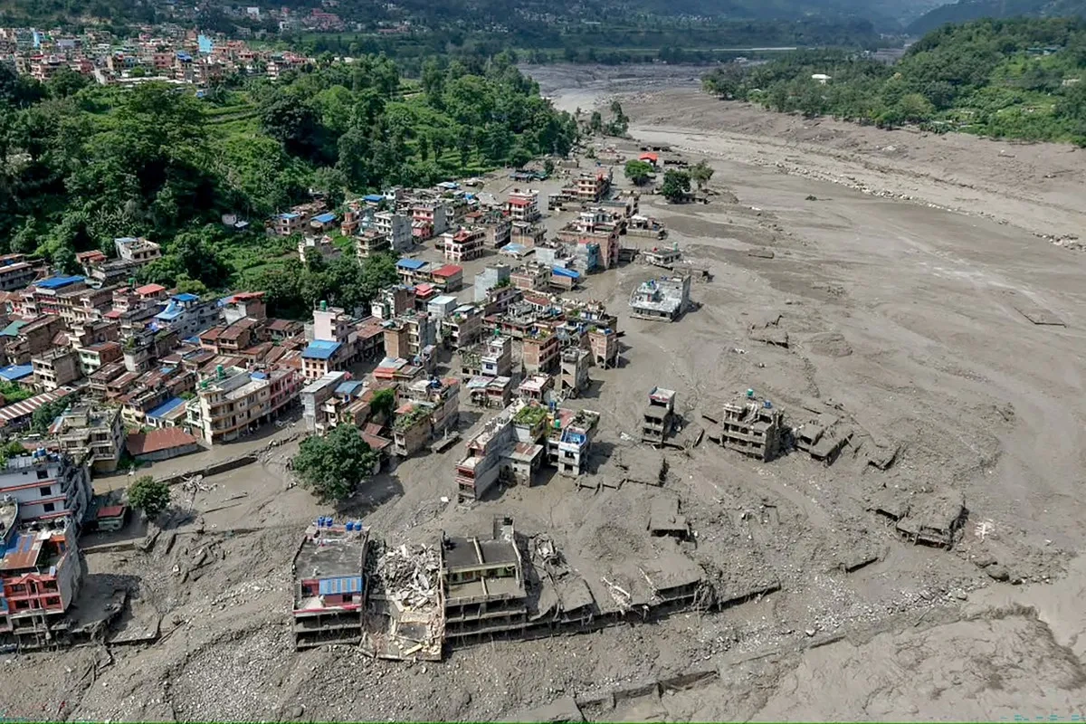 Inundaciones en Nepal y Tíbet: suman 165 muertos, hay 468 turistas desaparecidos | Grupo Animal