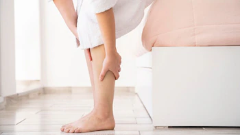 Piernas cansadas hinchadas