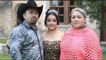 Rubí Ibarra se convirtió en todo un fenómeno con tan solo 15 años. (Foto: Facebook rubiibarra)