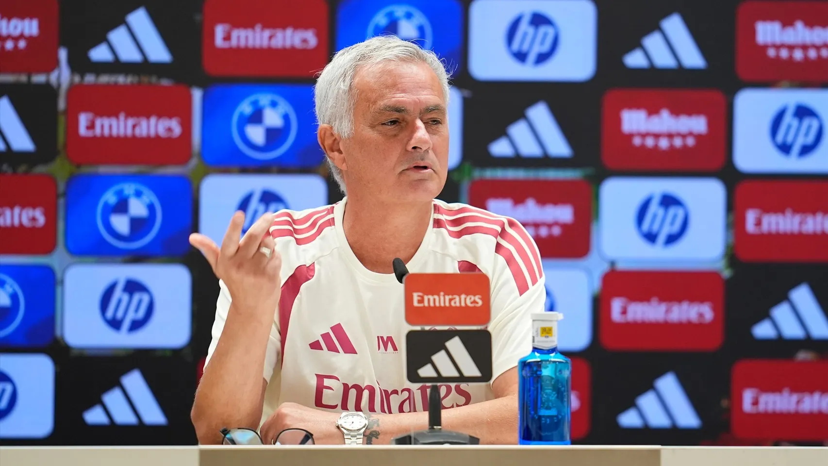 José Mourinho, entrenador del Real Madrid, en rueda de prensa