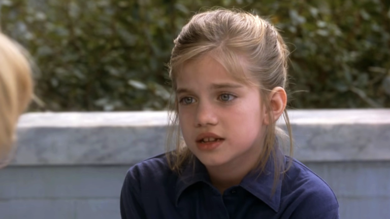 Así luce Anna Chlumsky, protagonista de Mi primer beso, 35 años después